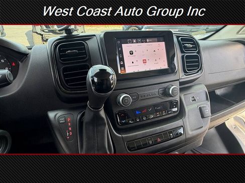 Used 2025 RAM ProMaster 2500 w/ Convenience Group image 16