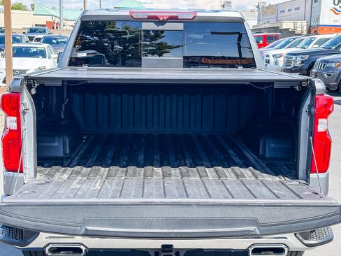 Used 2020 Chevrolet Silverado 1500 LTZ w/ LTZ Premium Package AWD/4WD image 24