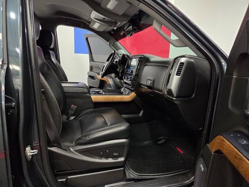 Used 2019 Chevrolet Silverado 3500 LTZ w/ Duramax Plus Package image 89