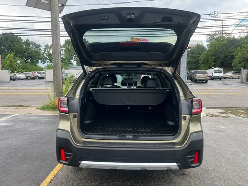 Used 2021 Subaru Outback Limited AWD/4WD image 9