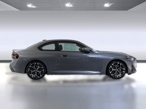 Used 2025 BMW 230i Coupe w/ Convenience Package RWD image 8