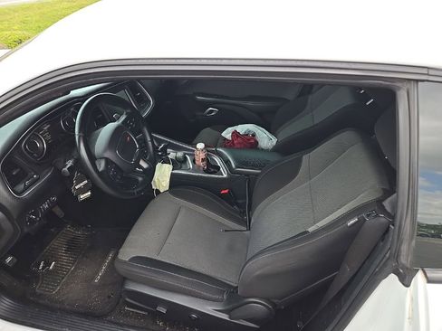 Used 2015 Dodge Challenger R/T w/ Quick Order Package 28B R/T image 6