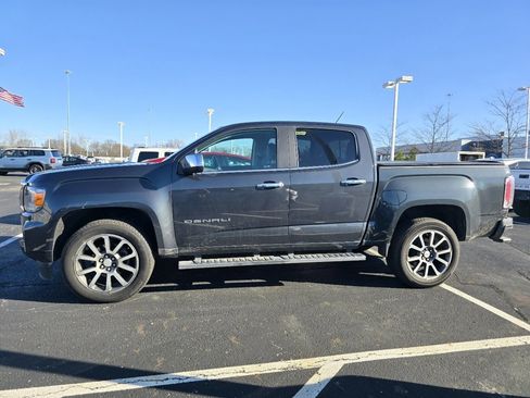 Used 2021 GMC Canyon Denali image 4