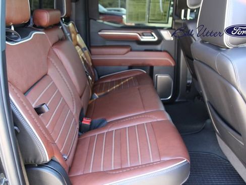 Used 2025 GMC Sierra 1500 Denali Ultimate image 14