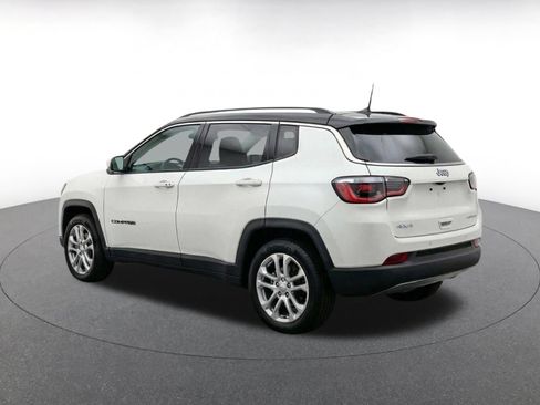 Used 2025 Jeep Compass Limited AWD/4WD image 15