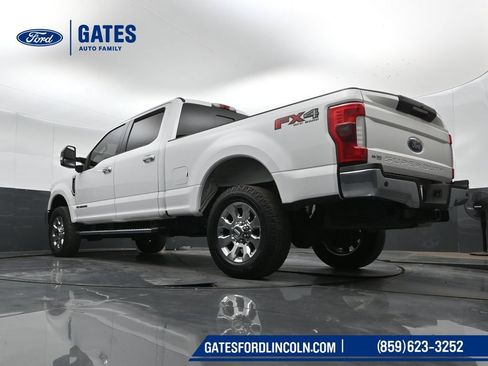Used 2018 Ford F250 Lariat w/ Lariat Ultimate Package AWD/4WD image 42