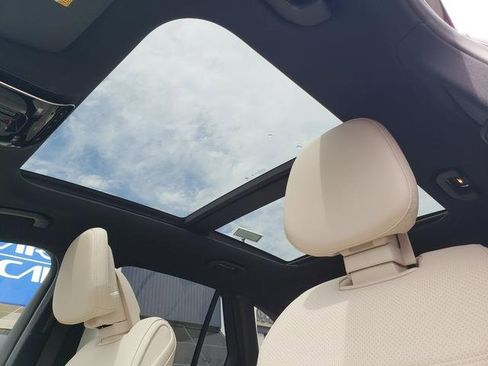 Certified 2025 Mercedes-Benz GLC 300 GLC 300 image 22