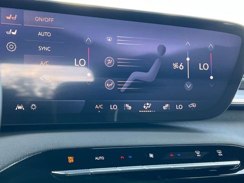 New 2026 Buick Enclave Preferred w/ Power Package image 26