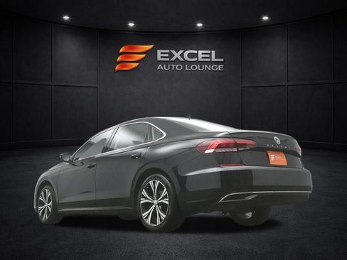 Used 2020 Volkswagen Passat 2.0T SEL image 35