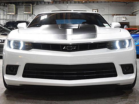 Used 2014 Chevrolet Camaro SS w/ RS Package RWD image 2