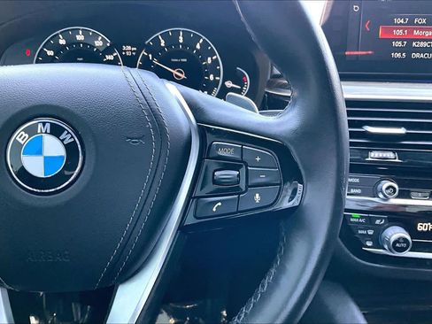 Used 2018 BMW 530i w/ Premium Package RWD image 24