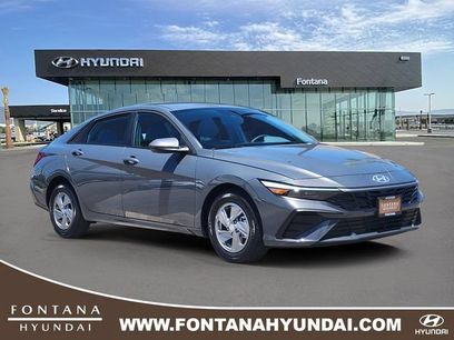 New 2026 Hyundai Elantra SE