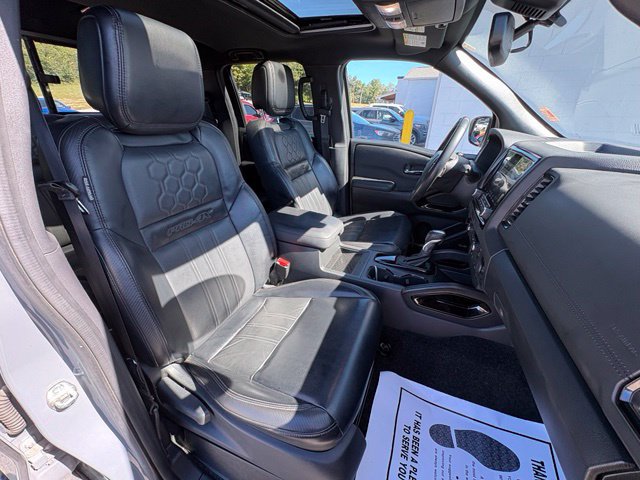 Used 2022 Nissan Frontier PRO-4X w/ Pro-4X Premium Package AWD/4WD image 29