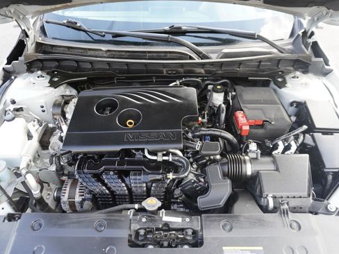 Used 2020 Nissan Altima 2.5 SR image 39