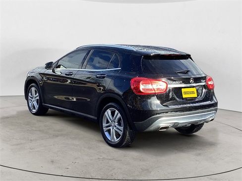 Used 2016 Mercedes-Benz GLA 250 4MATIC image 3