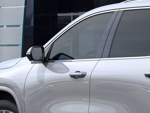 New 2026 Buick Enclave Avenir w/ Super Cruise Package FWD image 12