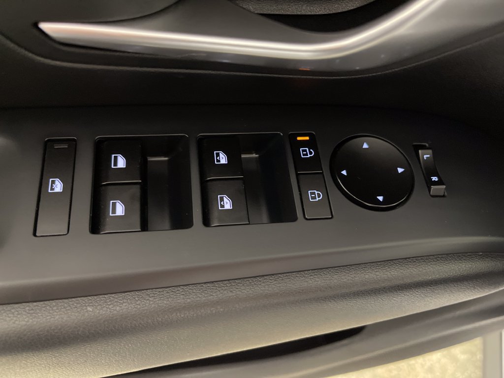 Certified 2025 Hyundai Tucson SEL FWD image 18