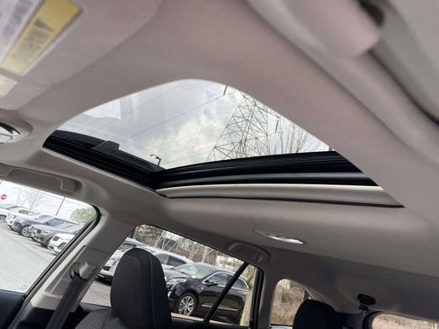 Used 2023 Subaru Outback Premium image 18