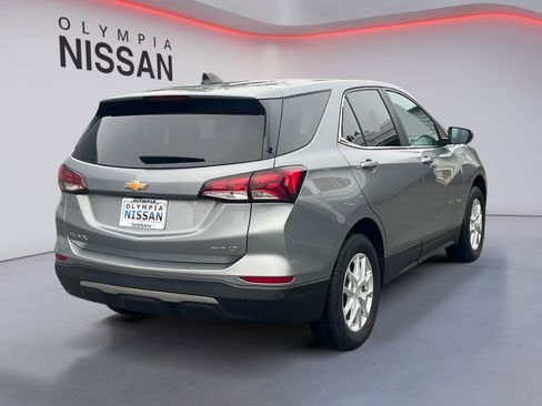 Used 2023 Chevrolet Equinox LT w/ Driver Convenience Package image 5