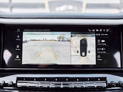 Used 2026 Rolls-Royce Cullinan Black Badge AWD/4WD image 89