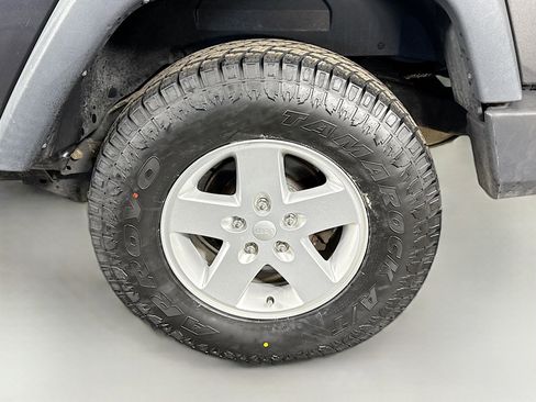 Used 2017 Jeep Wrangler Sport w/ Quick Order Package 24S image 33