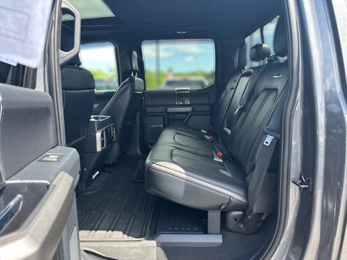 Used 2022 Ford F250 Platinum w/ FX4 Off-Road Package AWD/4WD image 12