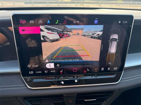 New 2025 Volkswagen Tiguan SE image 22