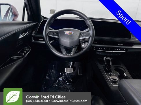 Used 2025 Cadillac XT4 Sport w/ LPO, Red Accent Package AWD/4WD image 27