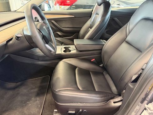 Used 2022 Tesla Model 3 Long Range AWD/4WD image 16