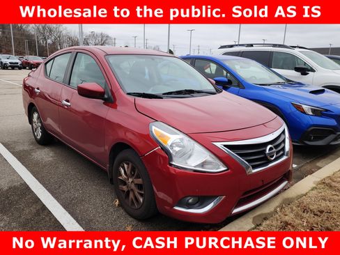 Used 2015 Nissan Versa SV w/ SV Appearance Package image 1
