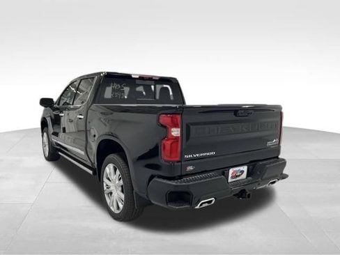 New 2026 Chevrolet Silverado 1500 High Country AWD/4WD image 16