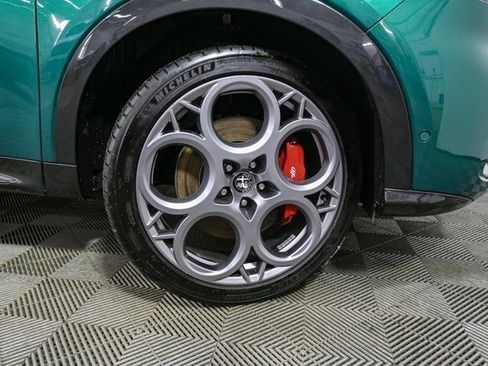 Used 2024 Alfa Romeo Tonale Veloce image 14