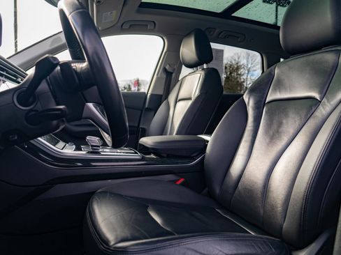 Used 2020 Audi Q7 3.0T Premium Plus image 15