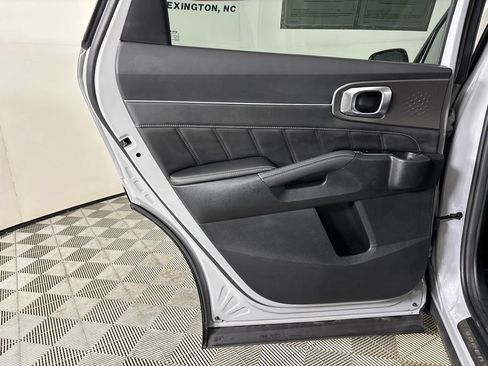 Used 2023 Kia Sorento SX FWD image 26