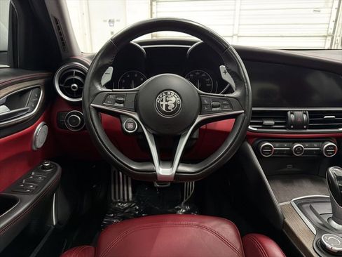 Used 2019 Alfa Romeo Giulia Ti w/ Quick Order Package 22Z Lusso image 22