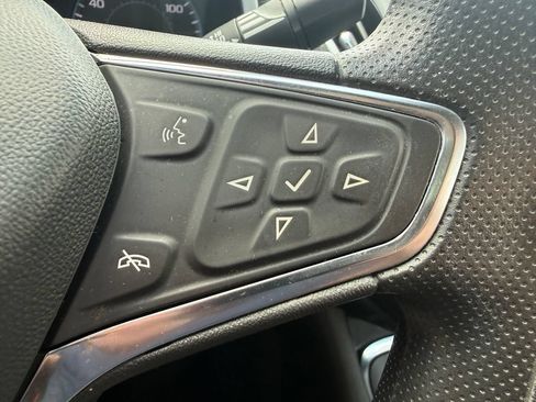 Used 2024 Chevrolet Malibu LT FWD image 16