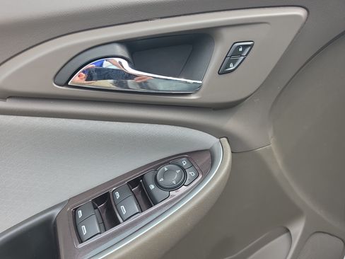 Used 2024 Chevrolet Malibu LT FWD image 16