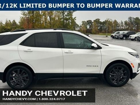 Certified 2022 Chevrolet Equinox RS w/ LPO, Floor Liner Package image 2