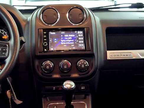 Used 2016 Jeep Compass Sport AWD/4WD image 7