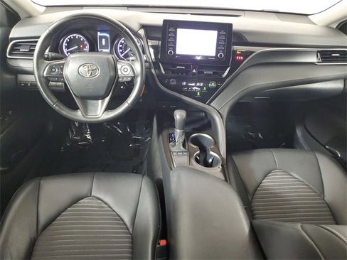 Used 2023 Toyota Camry SE image 13