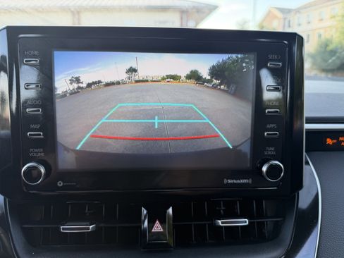 Used 2021 Toyota Corolla SE w/ Carpet Mat Package (TMS) FWD image 36