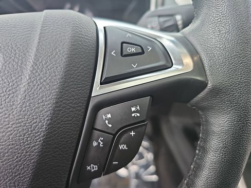 Used 2017 Ford Fusion Energi SE image 17