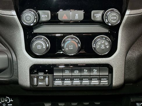 New 2026 RAM 2500 Tradesman w/ Chrome Appearance Group AWD/4WD image 11