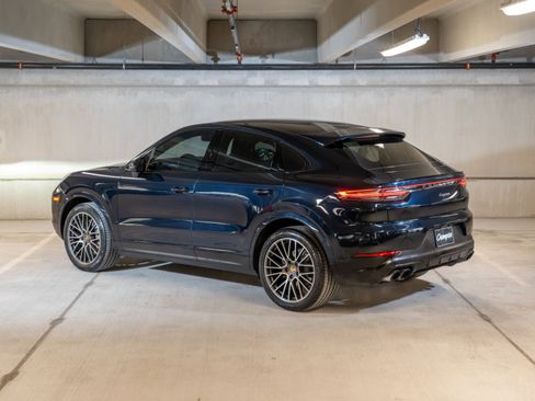 Certified 2023 Porsche Cayenne Coupe AWD/4WD image 3