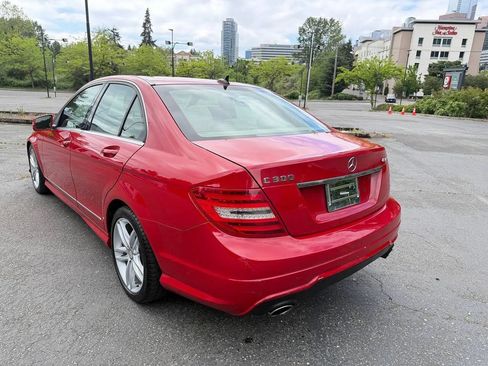 Used 2013 Mercedes-Benz C 300 4MATIC Sedan image 14