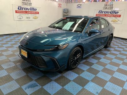 New 2026 Toyota Camry SE w/ Convenience Package