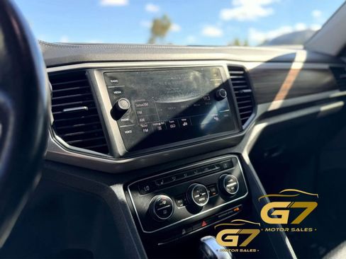 Used 2021 Volkswagen Atlas SE FWD image 28