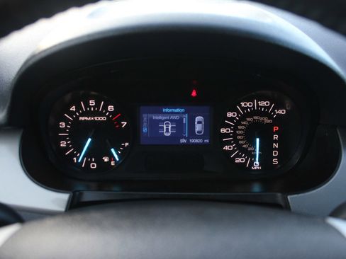 Used 2013 Ford Edge SEL image 11