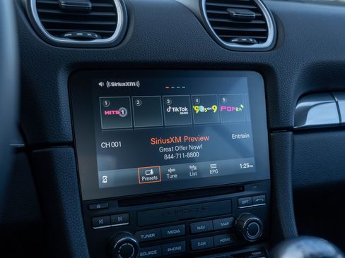 Certified 2024 Porsche 718 Cayman Base w/ Premium Package image 25