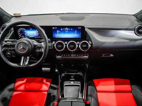 Used 2026 Mercedes-Benz GLA 250 image 11